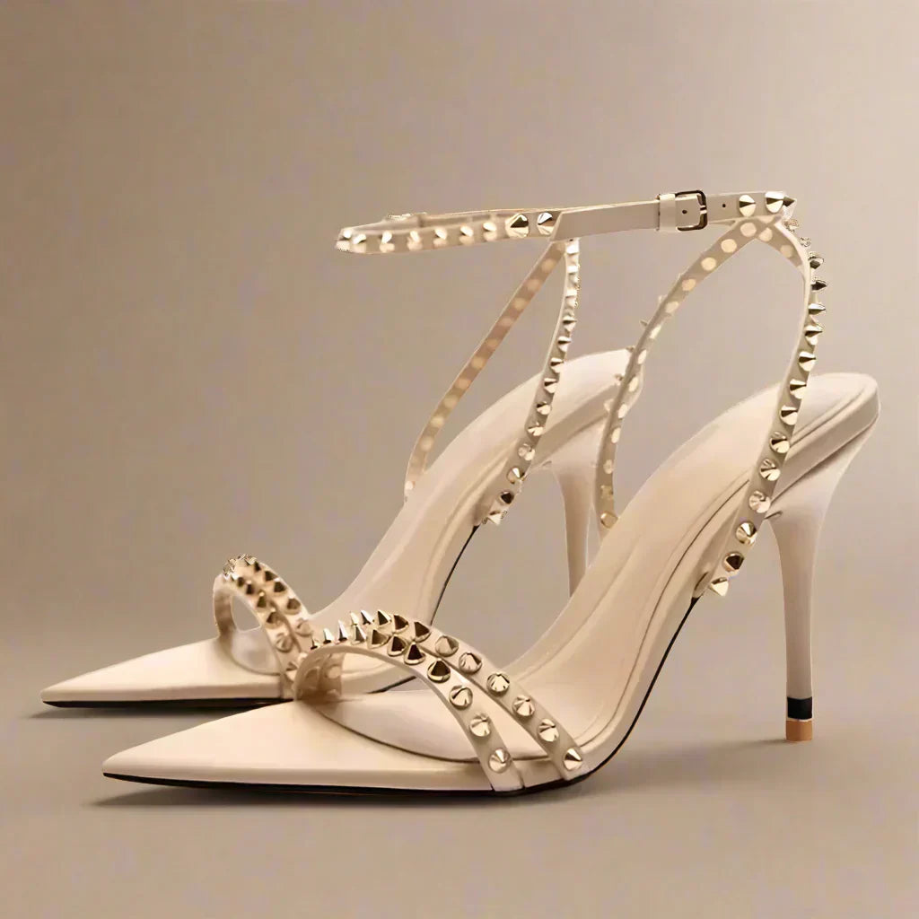 נעליים דגם- אדריאנה