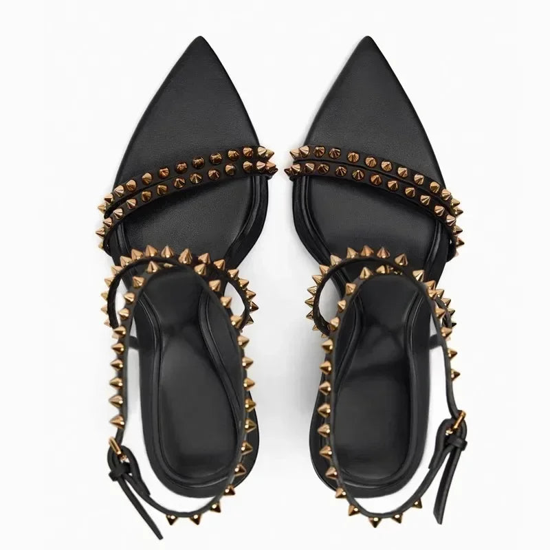 נעליים דגם- אדריאנה